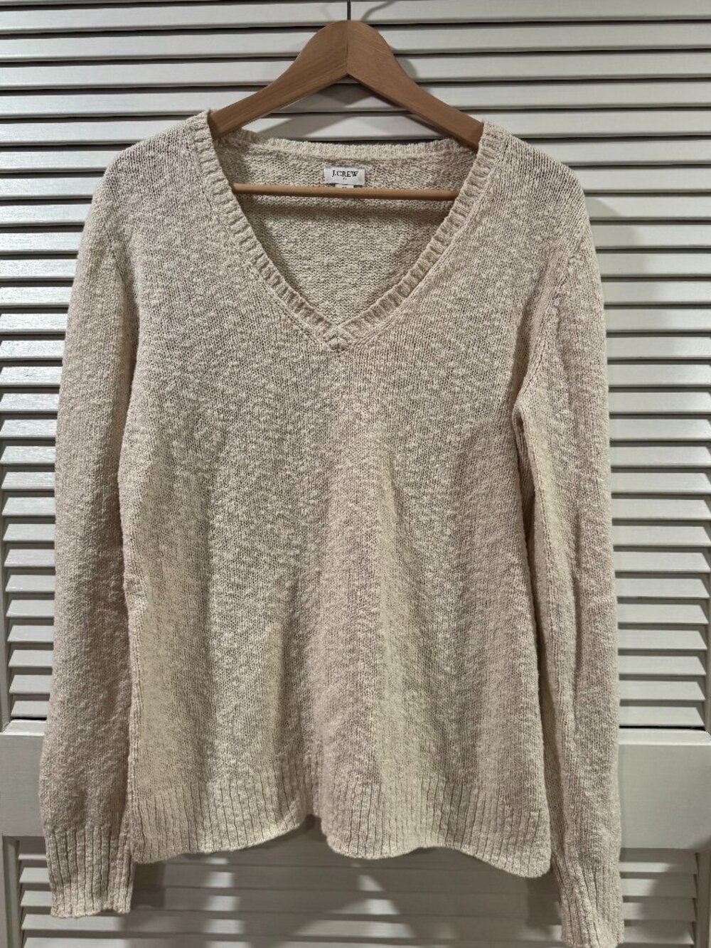 J.Crew Cream Textured Lightweight V-Neck Sweater – Medium